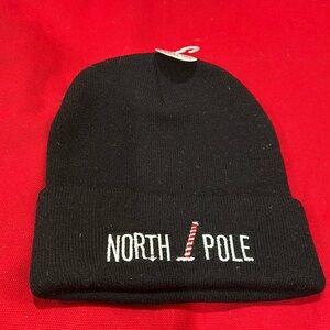 SANTA CLAUS HOUSE ALASKA - NORTH POLE Black Beanie Hat (New With Tag)